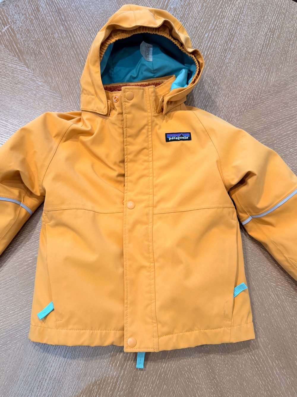 Patagonia Baby All Seasons 3-in-1 Jacket
Dried Mango / 3T